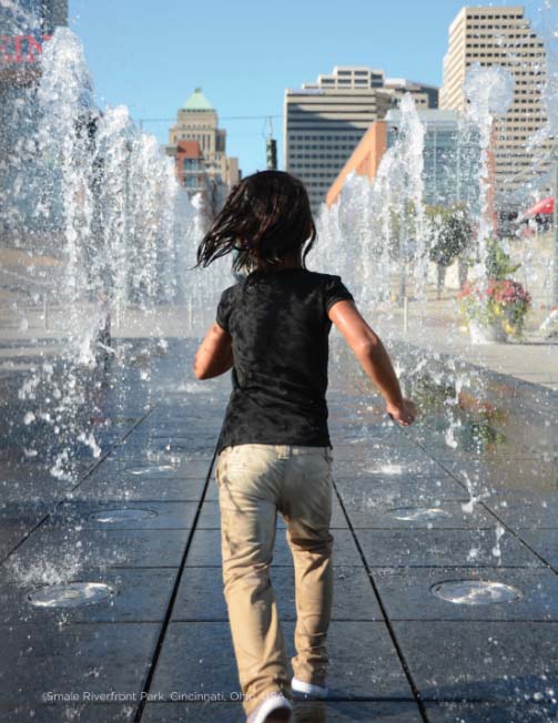 animated-fountain-drydeck-design Illuminated animated fountains create incredible displays even at night