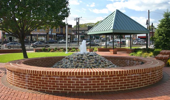 architectural-fountain-9-11-memorial-new-jersey New Jersey pays its respects to the victims of 9/11 with this architectural fountain